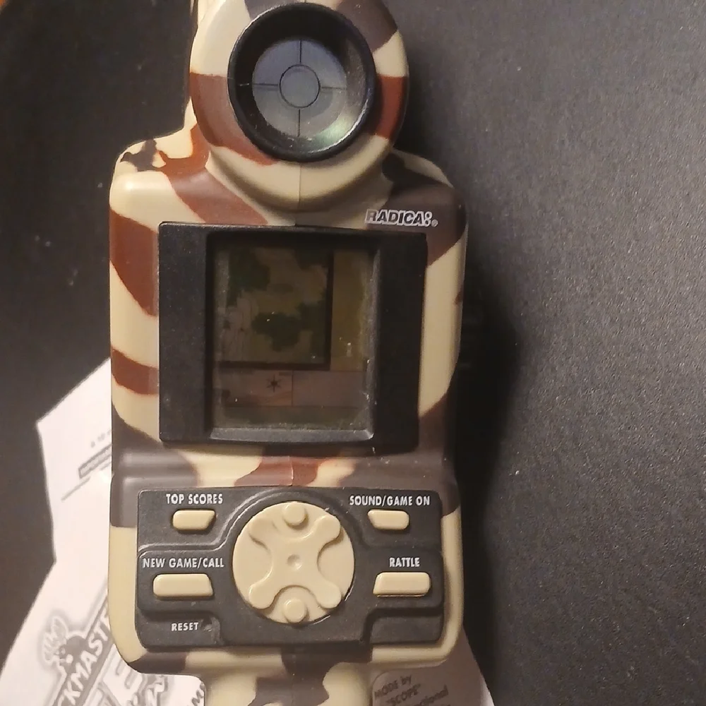FLY FISHIN' & BUCKMASTERS DEER HUNTIN' VINTAGE VIDEO GAMES Handheld 90's